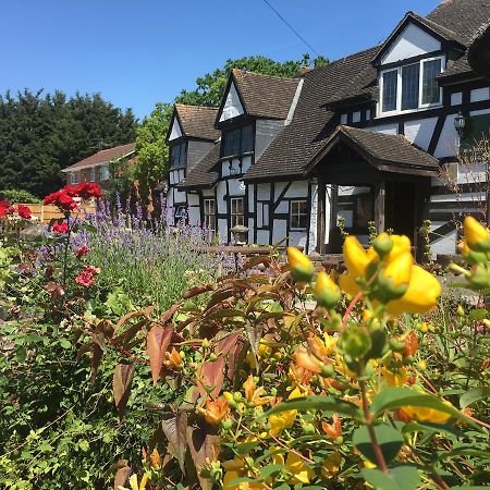 The Thatch Inn Gloucester Exterior foto