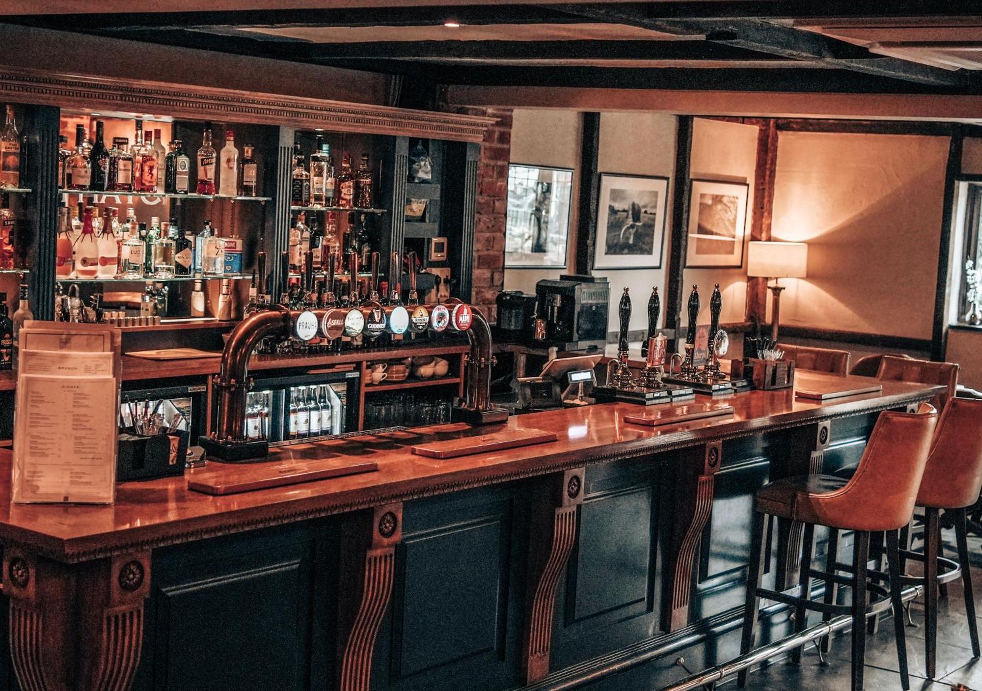 The Thatch Inn Gloucester Exterior foto